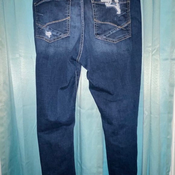 BLE Gabby Ankle Jeans - Picture 2 of 6